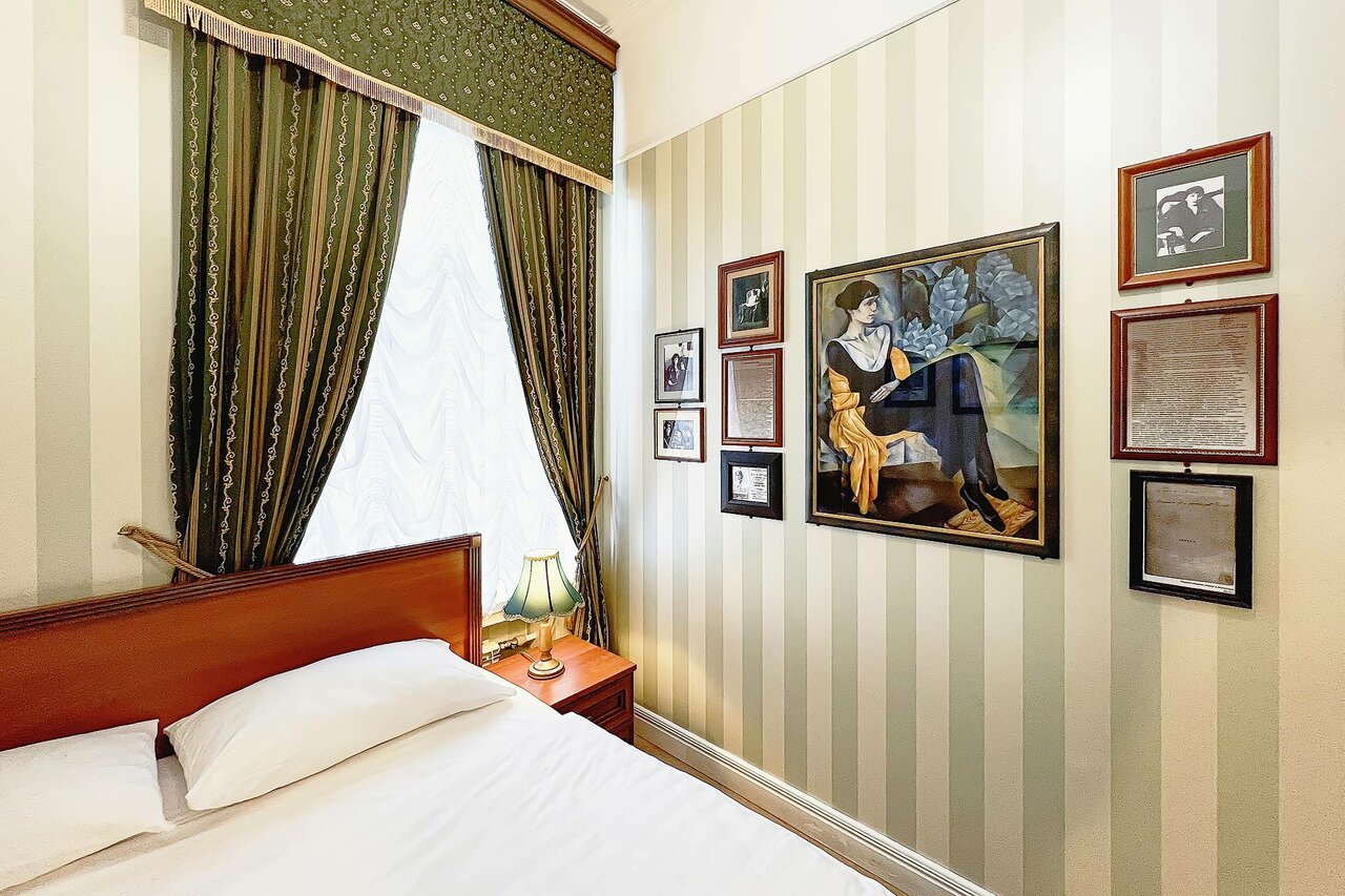 Гостиница Серебряный век Санкт-Петербург