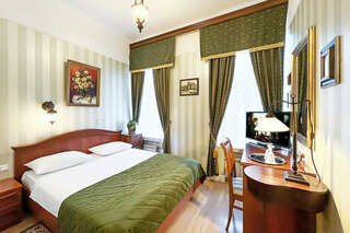 Гостиница Серебряный век Санкт-Петербург Комфорт с двуспальной кроватью-1